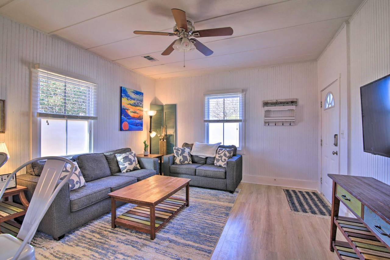 Texas Home With Backyard Oasis, Walk To Main St Fredericksburg Exterior foto